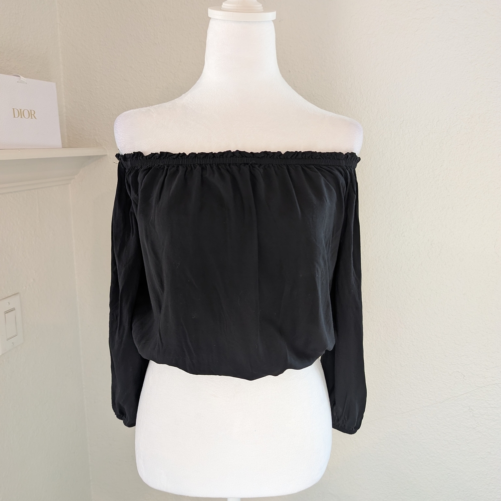 Brandy Melville Black Off-Shoulder Blouse